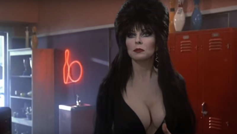 Illustration for article titled Need a Last-Minute Costume Idea? Look to Horror's Most Fashionable Ladies